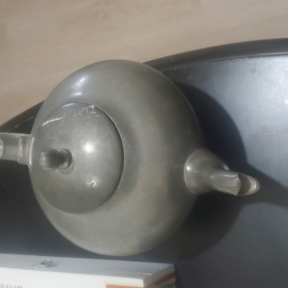 ANTIQUE HANDMADE PEWTER TEAPOT,  BY FREDERIK LUNNING. - Picture 3 of 8